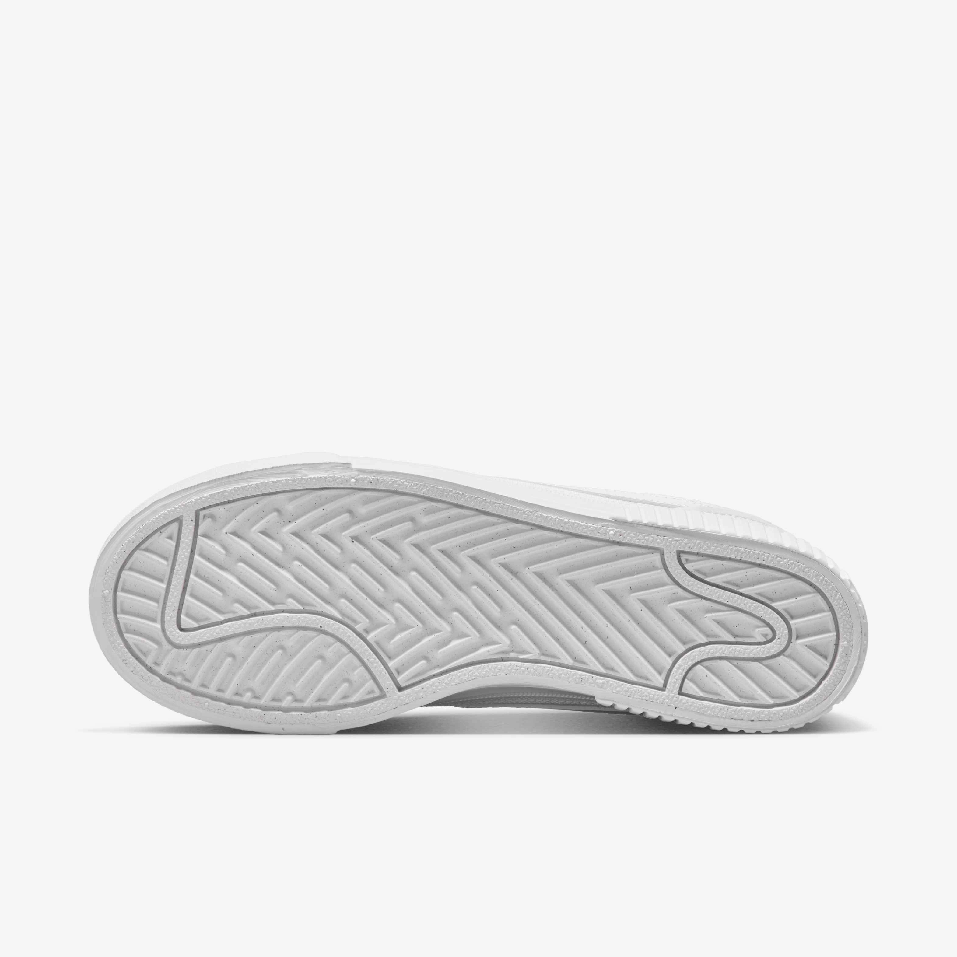 WOMEN'S COURT LEGACY LIFT LightweightDesign Energy Return Cushioning