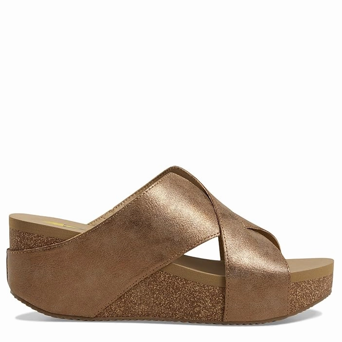 Outfit Match Breathable Sole Women's Firefly