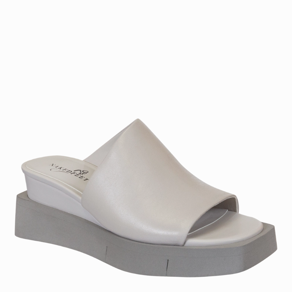 WOMEN'S INFINITY *FINAL SALE Energy Return Foam