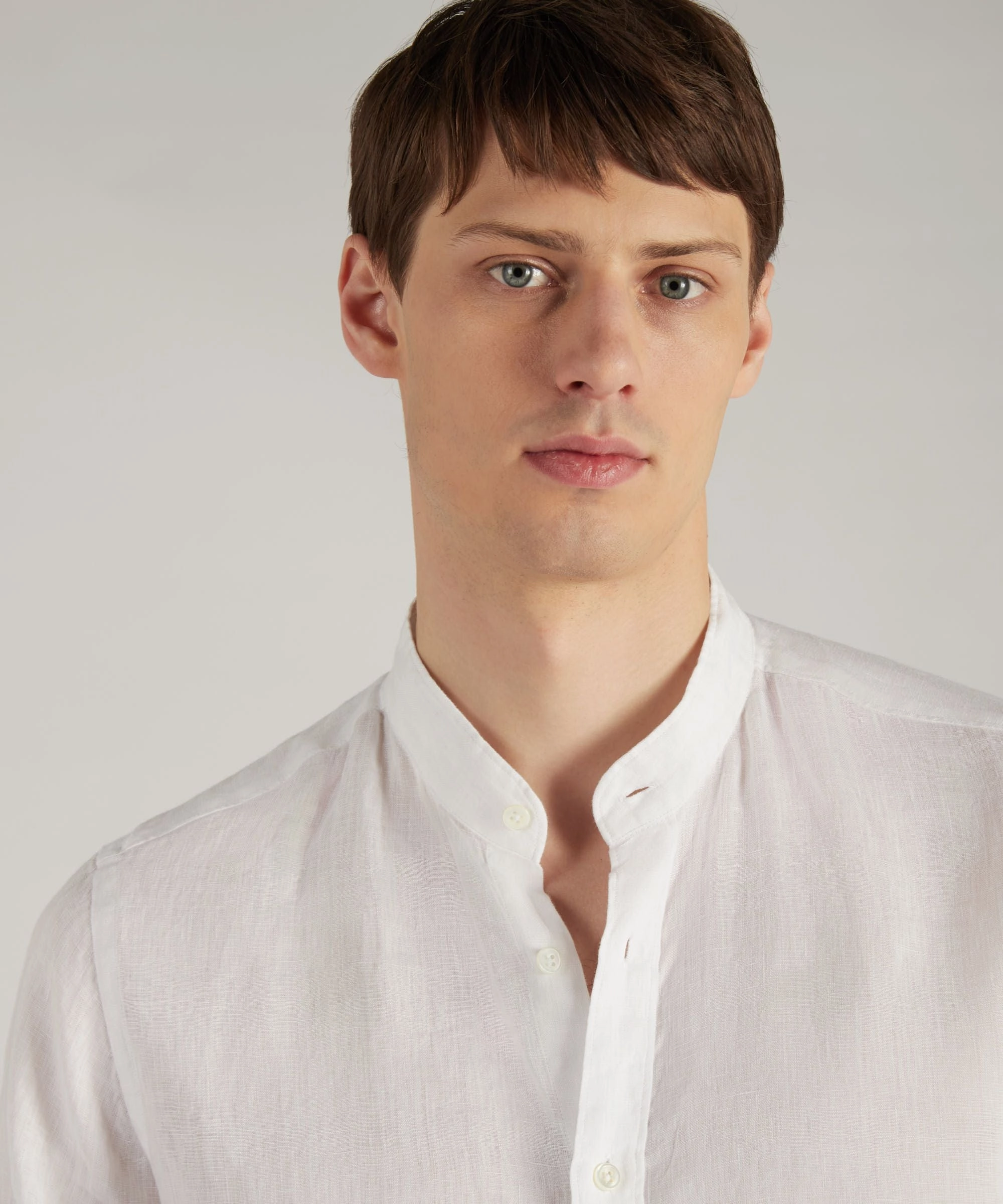 Durable Buttons Chic Comfort Regular-fit linen shirt